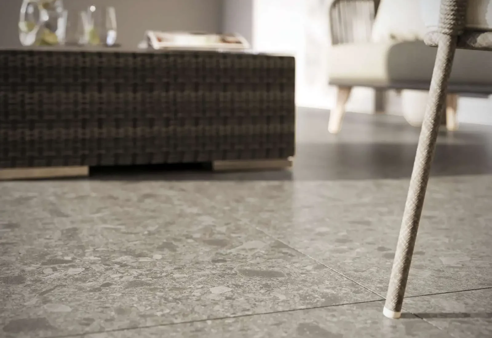 230706-RYN-DCA1-SG-BALCONY-BASALT-HERO2