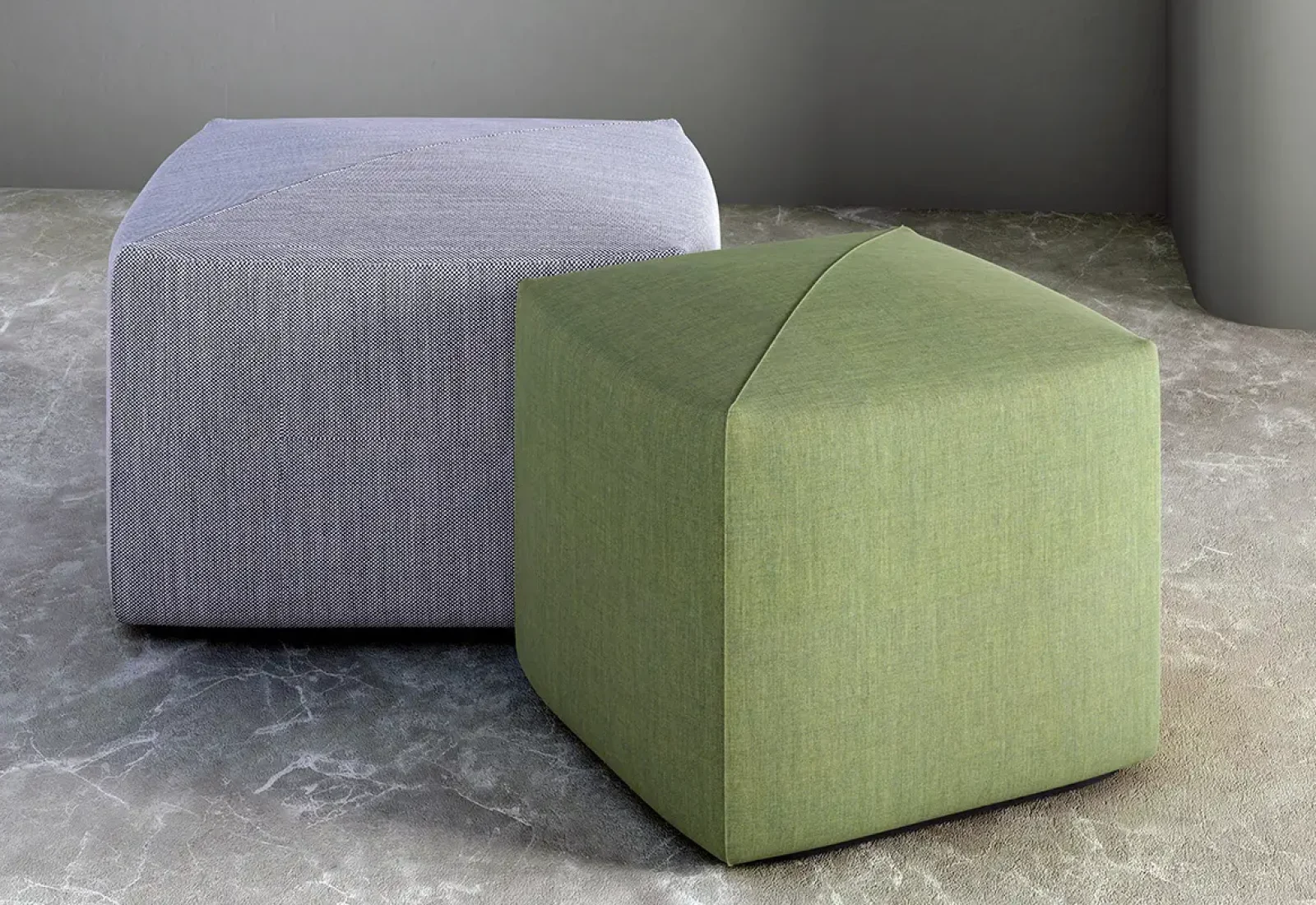 231221-ORA-SHO1-STUDIO-CLOSEUP-NP-04