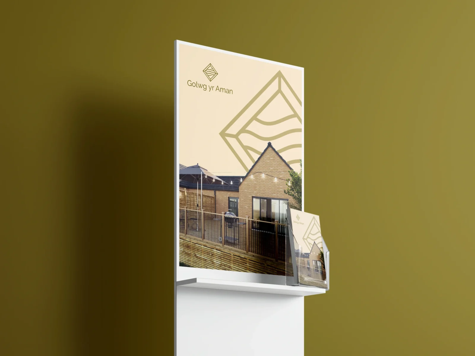 Creative | Creative Copy-of-Free_Display_Stand_Mockup_2